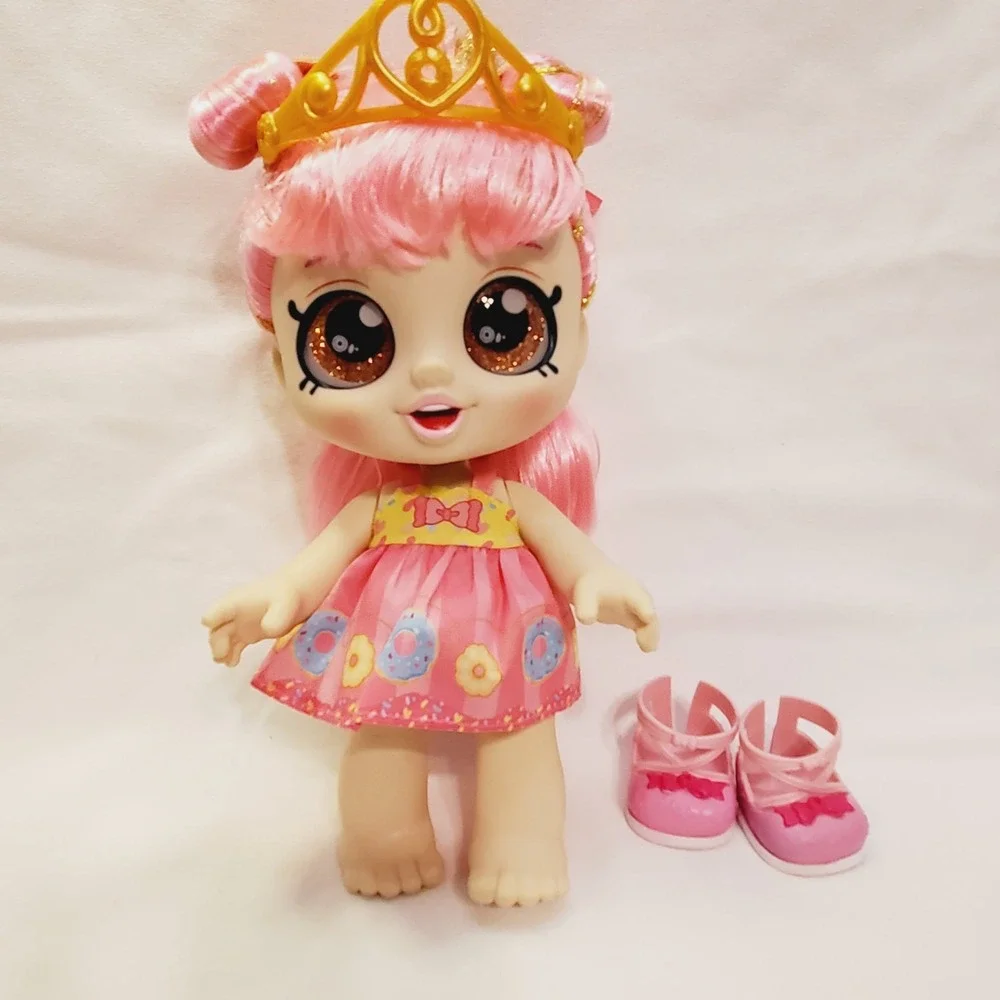 Kindi Kids Dress Up Friends 10